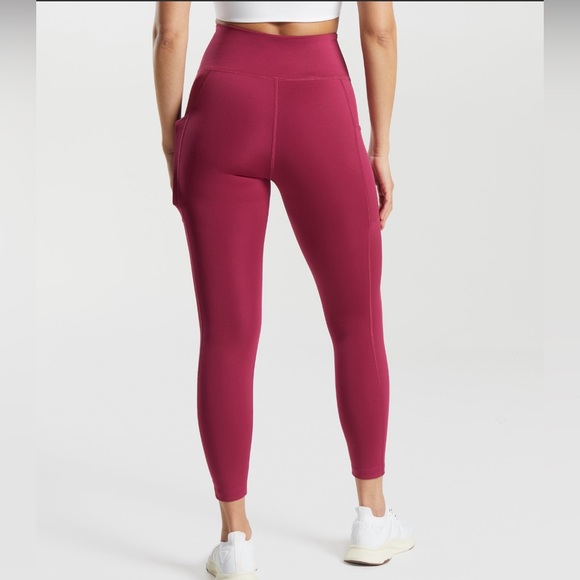 GYMSHARK Pocket Leggings (Raspberry Pink) - Picture 2 of 4
